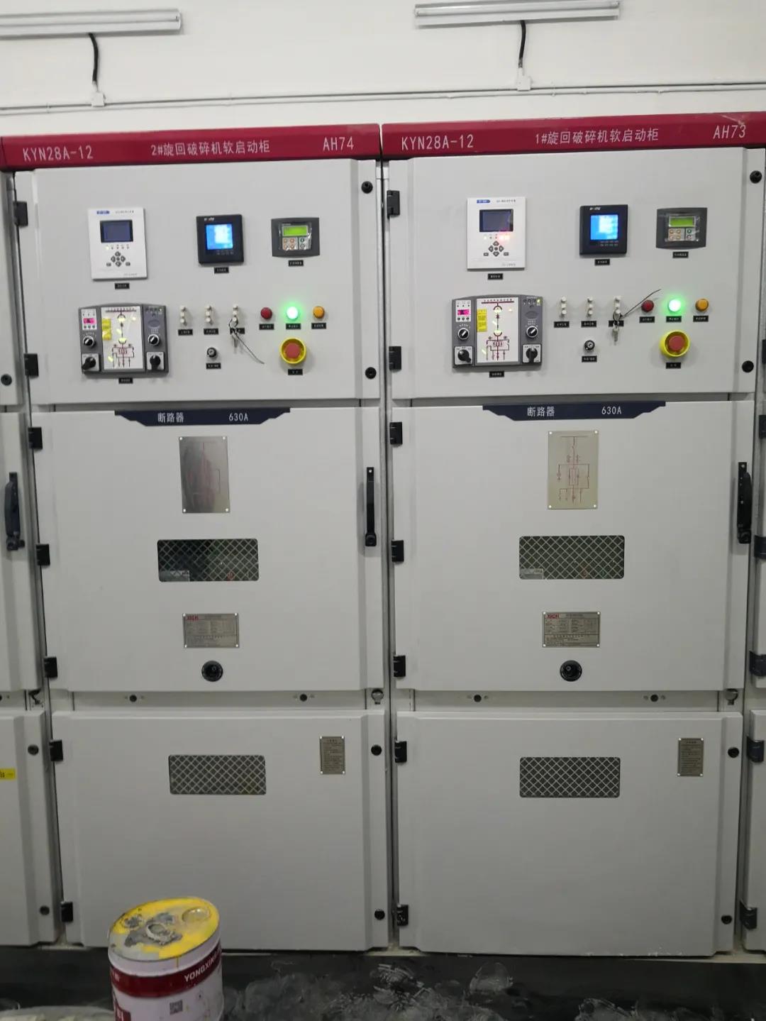 礦山行業(yè)應(yīng)用—高壓軟起動(dòng)裝置(圖1) 礦山行業(yè)應(yīng)用—高壓軟起動(dòng)裝置(圖1)